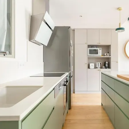 Luxurious Nest In Appartement